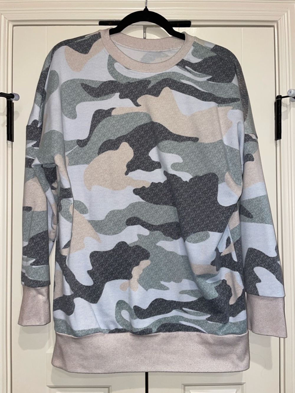 Camo Print Crewneck Sweatshirt in Green, Gray & Tan